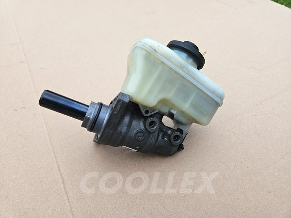 06-15 Lexus Is250 Master Brake Cylinder 47028-30030 Oem Used