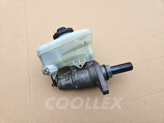 06-15 Lexus Is250 Master Brake Cylinder 47028-30030 Oem Used