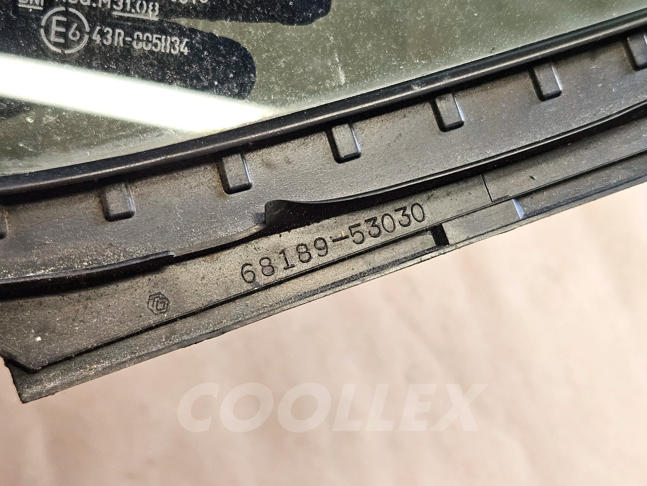 06-2013 Lexus  Is250 Rear Lh Door Quarter Glass 68124-53092 68189-53030 Oem Used