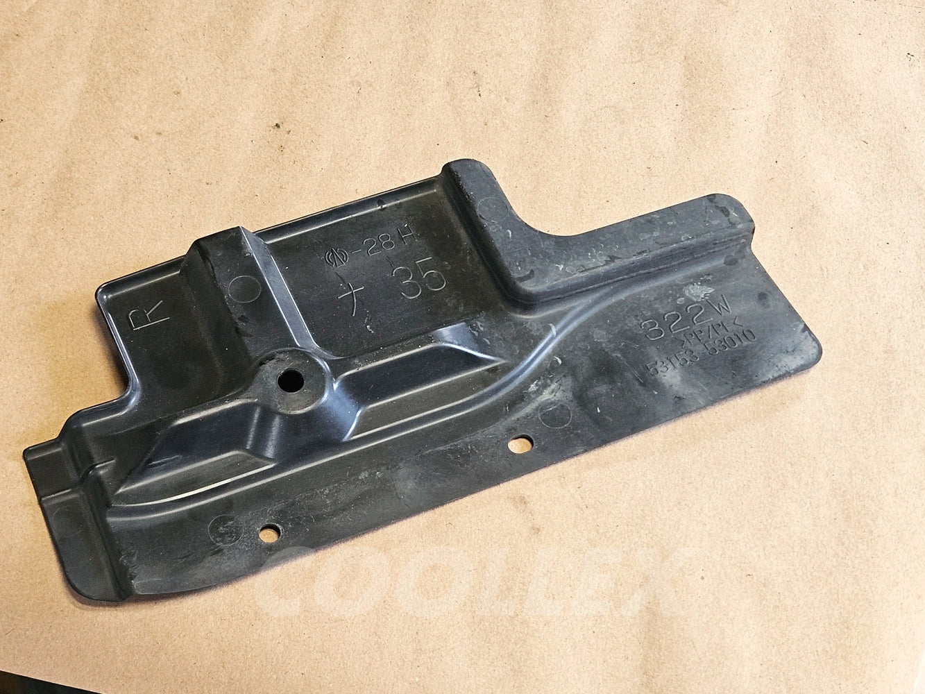06-15 Lexus Is250 Radiator Grille Side Air Guide Rh 53153-53010 Oem Used