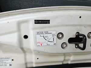 06-2013 Lexus Is250 Hood 53301-53050 CC:062 White Oem Used
