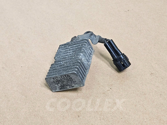 06-2013 Lexus Is250 Fuel Pump Relay Control Module 23080-31040 Oem Used