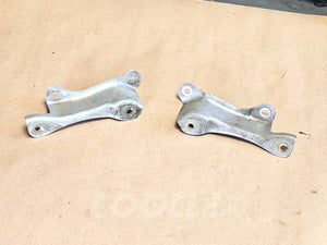 06-2013 Lexus Is250 Is350 Lower Fender Brackets 53835-53010, 53836-53010 Oem Used