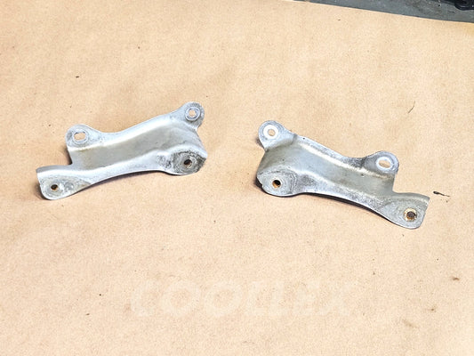 06-2013 Lexus Is250 Is350 Lower Fender Brackets 53835-53010, 53836-53010 Oem Used