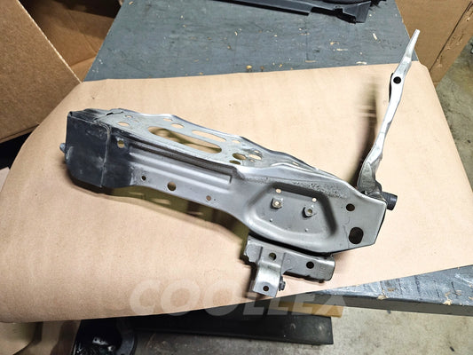 06-13 Lexus Is250 Left Radiator Support Panel 53203-53904 Oem Used