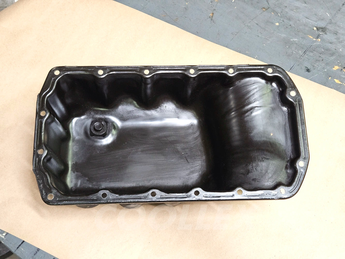 07-2016 Mini Cooper 1.6L Oil Pan 11-13-7-550-483 Oem Used