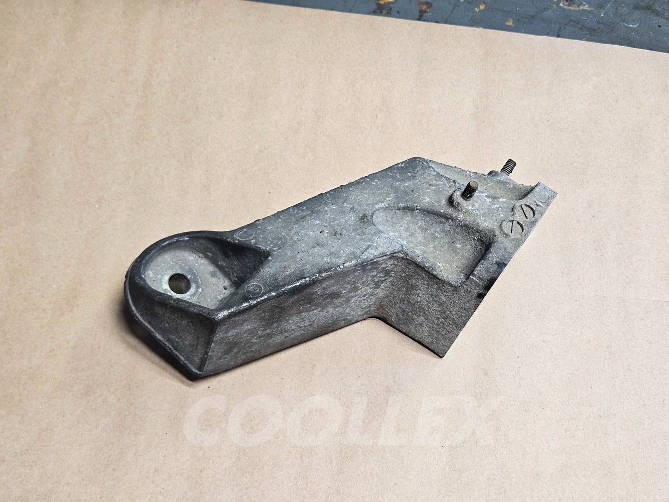 06-16 Lexus Is250 Awd Front Left Engine Mount Bracket 12302-31020 Oem Used