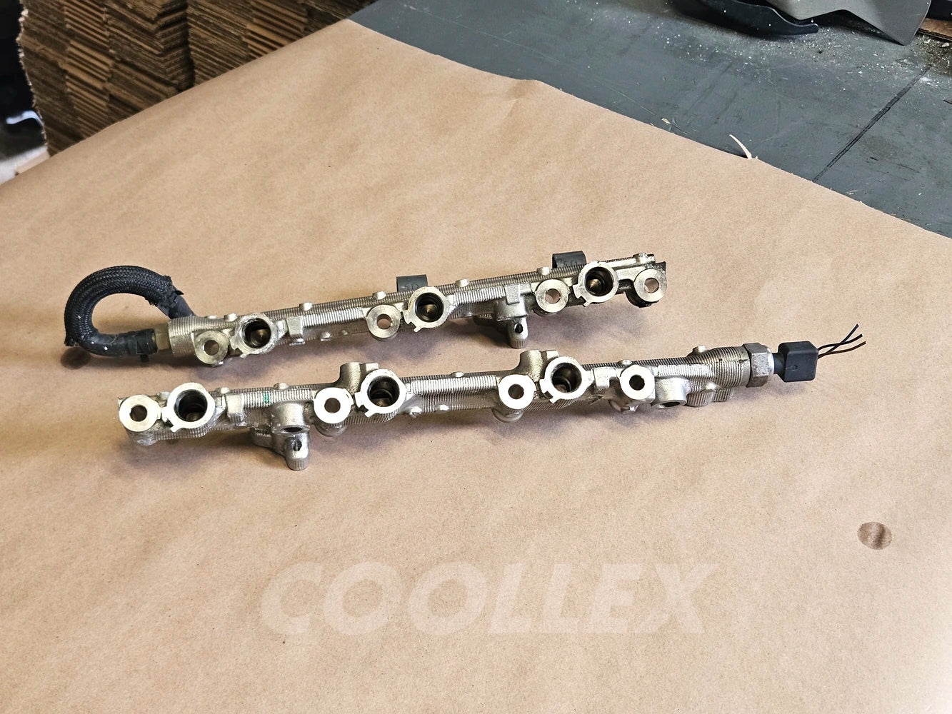 06-2015 Lexus Is250 Fuel Rails Rh Lh 23807-31020, 23808-31010 Oem Used