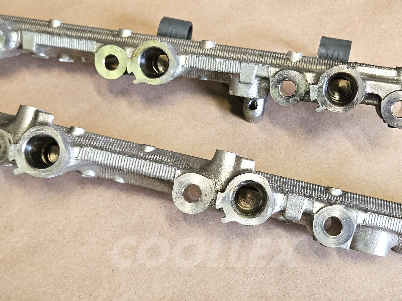 06-2015 Lexus Is250 Fuel Rails Rh Lh 23807-31020, 23808-31010 Oem Used