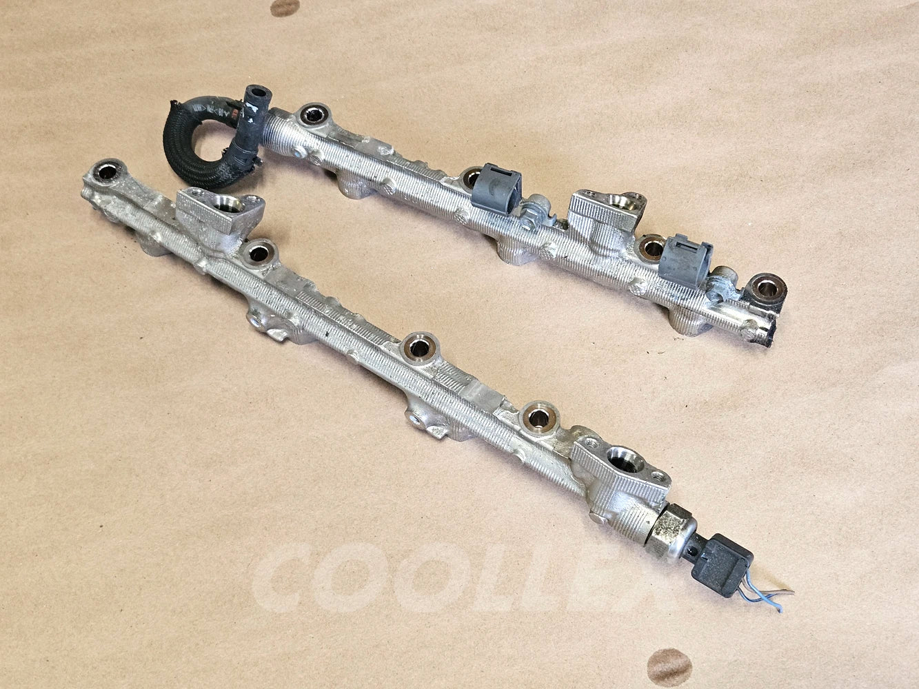06-2015 Lexus Is250 Fuel Rails Rh Lh 23807-31020, 23808-31010 Oem Used