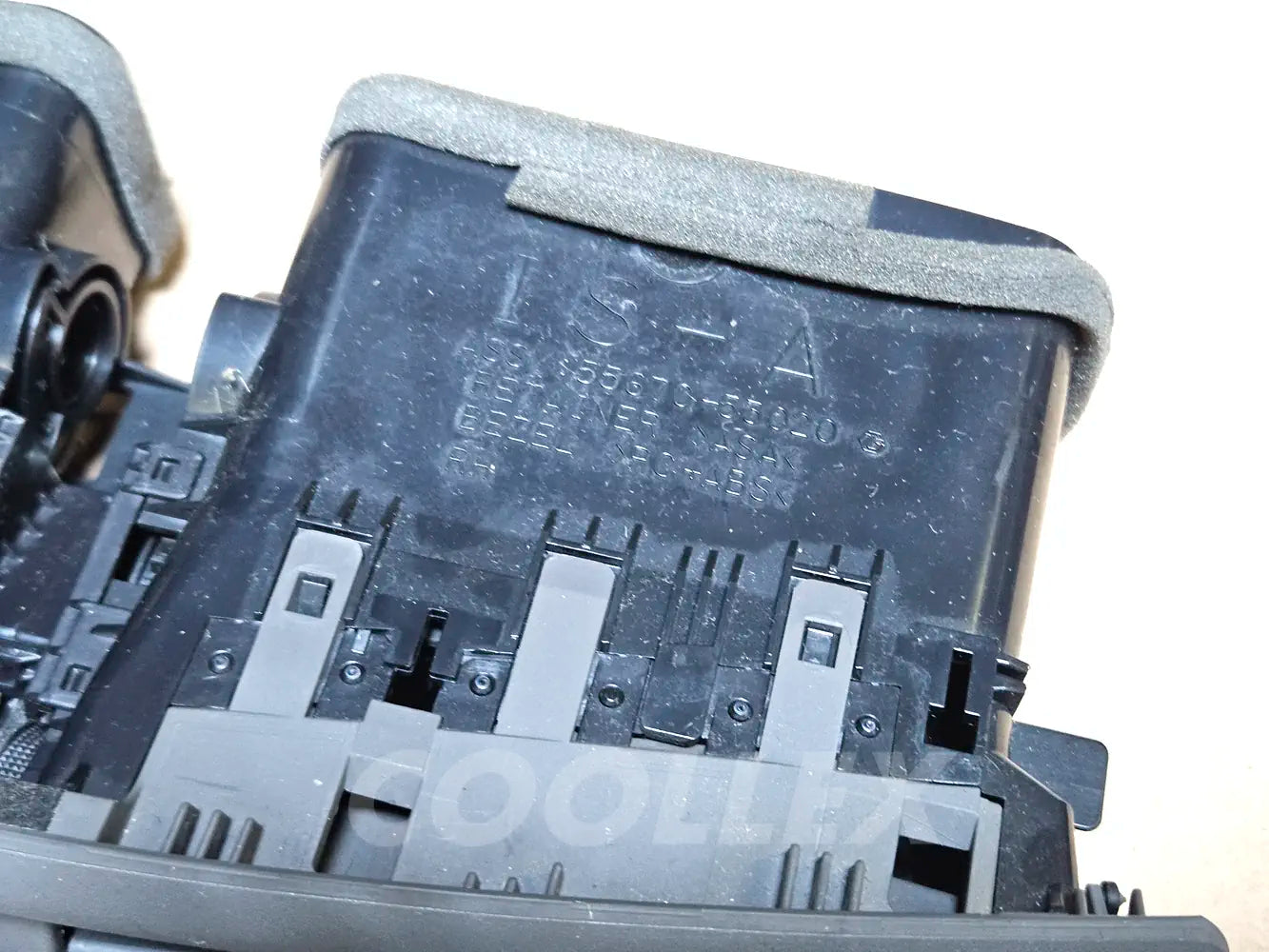 09-10 Lexus Is250 Is350 Center Vents 55670-53020 Oem Used