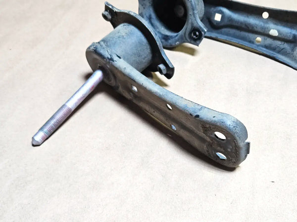 06-13 Lexus Is250 ISF Rear Suspension Cross-Member Stopper Lh Rh 52203-30070 Oem Used