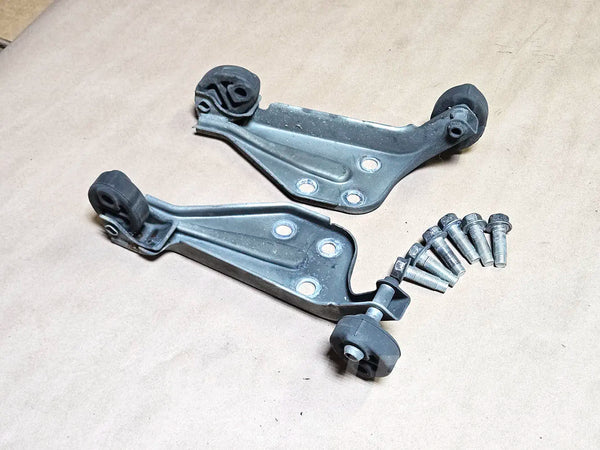 06-2013 Lexus Is250 Exhaust Hanger Brackets Lh Rh w/Bolts 17508-31101, 17509-31061 Oem Used