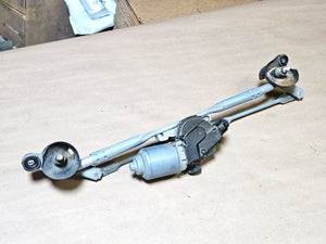 06-15 Lexus Is250 Windshield Wiper Linkage w/Motor 85150-53050 Oem Used