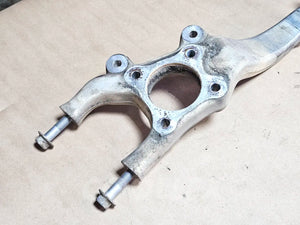 06-2019 Lexus Is250 Rwd Front Right Knuckle 43201-53010 Oem Used