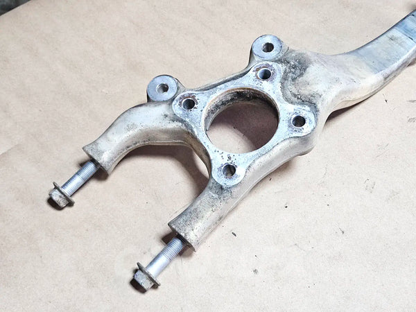 06-2019 Lexus Is250 Rwd Front Right Knuckle 43201-53010 Oem Used