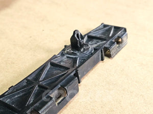 06-2013 Lexus Is250 Rear Lh Bumper Brackets 52563-53010, 52158-53040 Oem Used