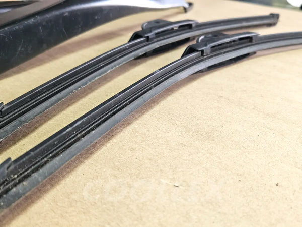 06-2013 Lexus Is250 Is350 Windshield Wiper Arms and Blades 85221-53080, 85211-53080 Oem Used