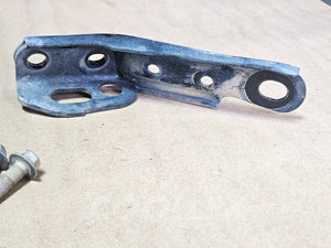 06-2013 Lexus Is250 Strut Brackets Reinforcement 57306-30020 57305-30020 Oem Used