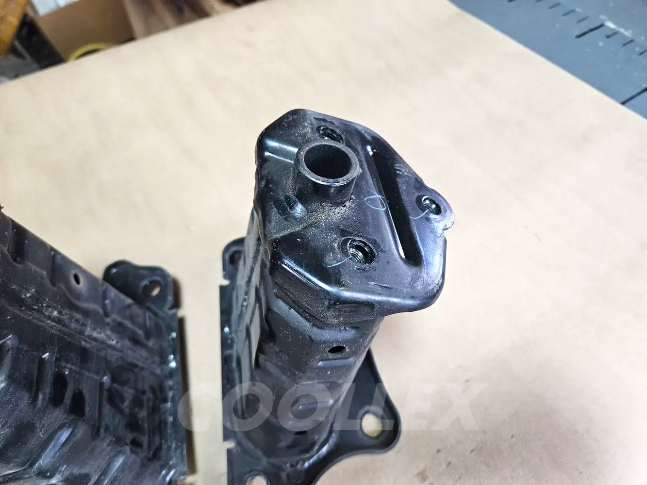 06-2013 Lexus Is250 Front Rail Reinforcements 57108-53012, 57107-53010 Used