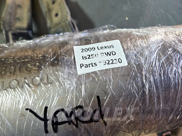 06-2013 Lexus Is250 Rear Exhaust Resonator Cut 17410-31G50 Oem Used