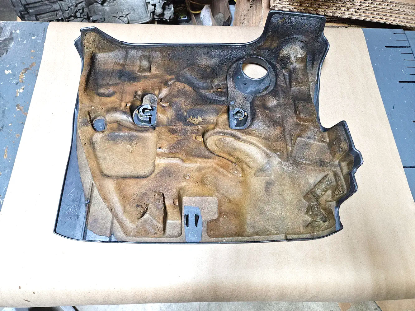 06-2013 Lexus Is250 Engine Cover V Bank 11209-31201 Oem Used