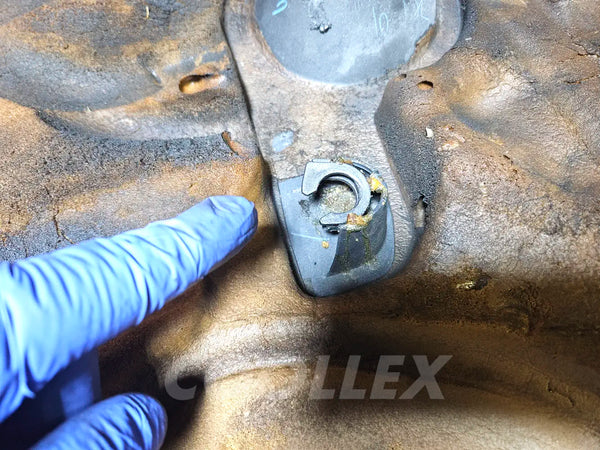 06-2013 Lexus Is250 Engine Cover V Bank 11209-31201 Oem Used