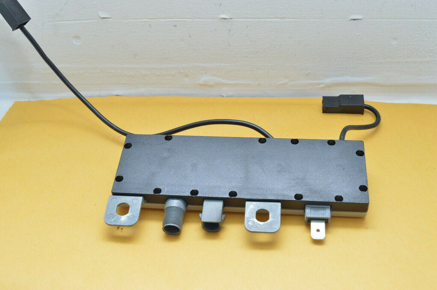 88-95 BMW 5-Series, E34 1988.01 - 1995.09 Antenna Module Unit 65248351246 Oem Used