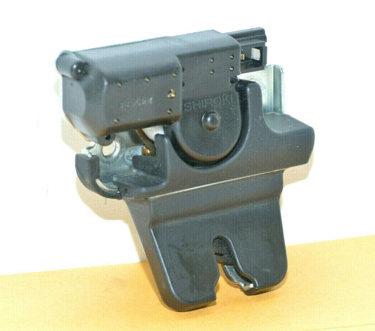 98-01 Lexus Gs300 Gs400 Trunk Latch Lock 64600-30120 Oem Used