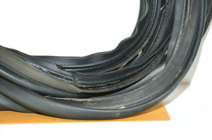 98-05 Lexus Gs300 Gs400 Trunk Weatherstrip 64461-30271 Oem Used