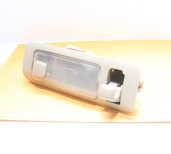 98-05 Lexus Gs300 Rear Lh Upper Dome Light 81290-30160-A0 Oem Used