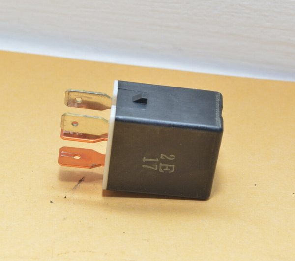 Lexus Magnet-Clutch Relay 90987-02012 Oem Used