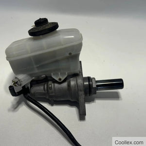 Brake master cylinder assembly with fluid reservoir OEM Used