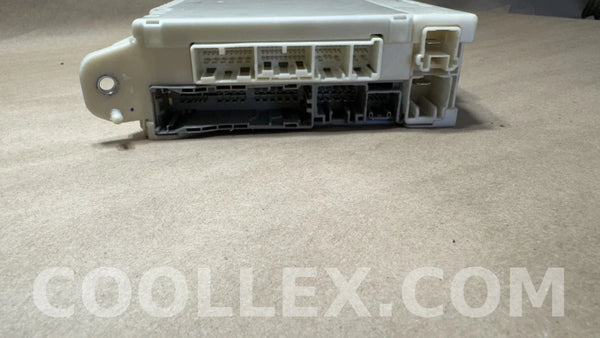 06-13 Lexus IS250 Fuse Box OEM Used