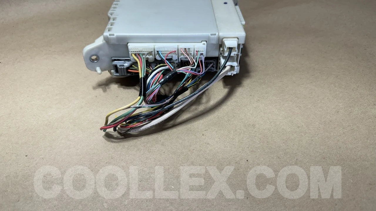 Fuse Box OEM Used