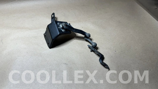2008 Lexus IS250 Metal linkage assembly with sensor and mounting bracket OEM Used