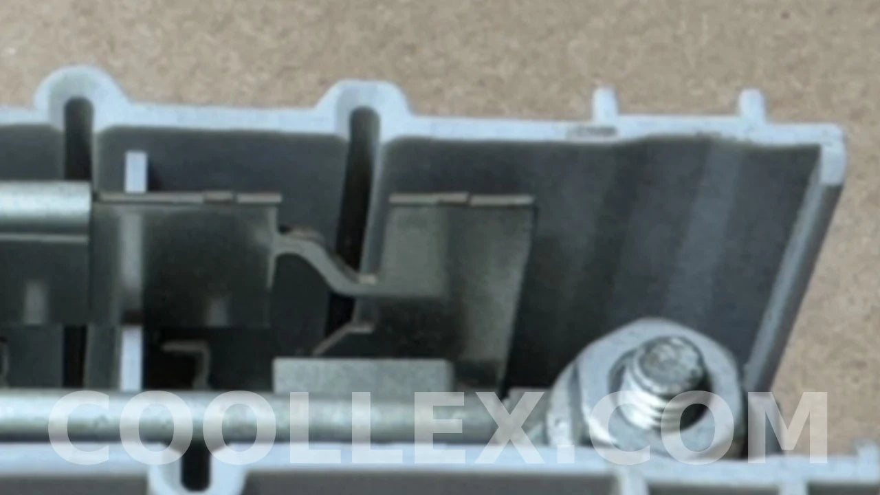 2006-2015 Lexus IS250 IS350 Fusible Link Fuse Block Assembly OEM Used