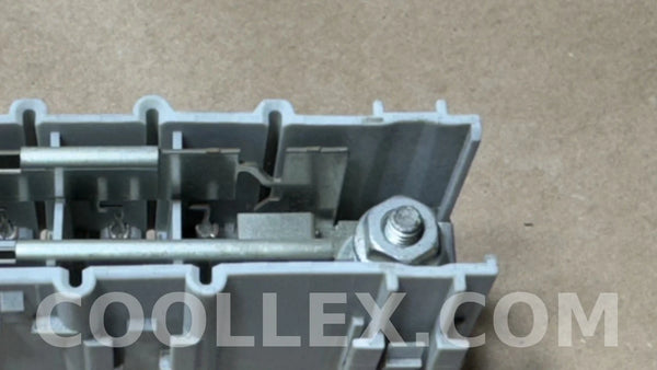 2006-2015 Lexus IS250 IS350 Fusible Link Fuse Block Assembly OEM Used