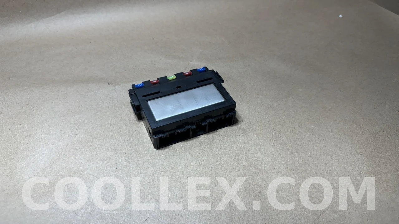 Toyota Multiplex Body Fuse Box 89211-53010 OEM Used