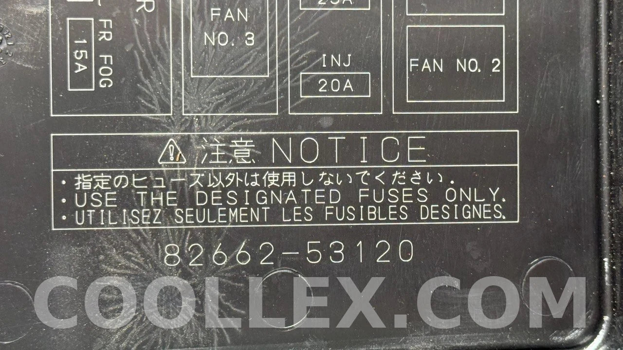 Lexus Fuse Box Assembly with Cover 82662-53120 OEM Used