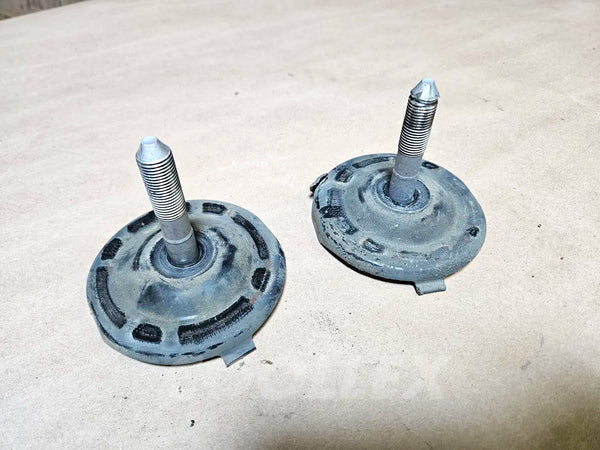 06-13 Lexus Is250 Rea Suspension Cross-Member Stoppers w/bolts 52277-30070 Oem Used